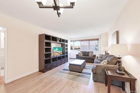 Photo of 102-30 66th Road #6C, Forest Hills, NY 11375 (MLS # 920066)