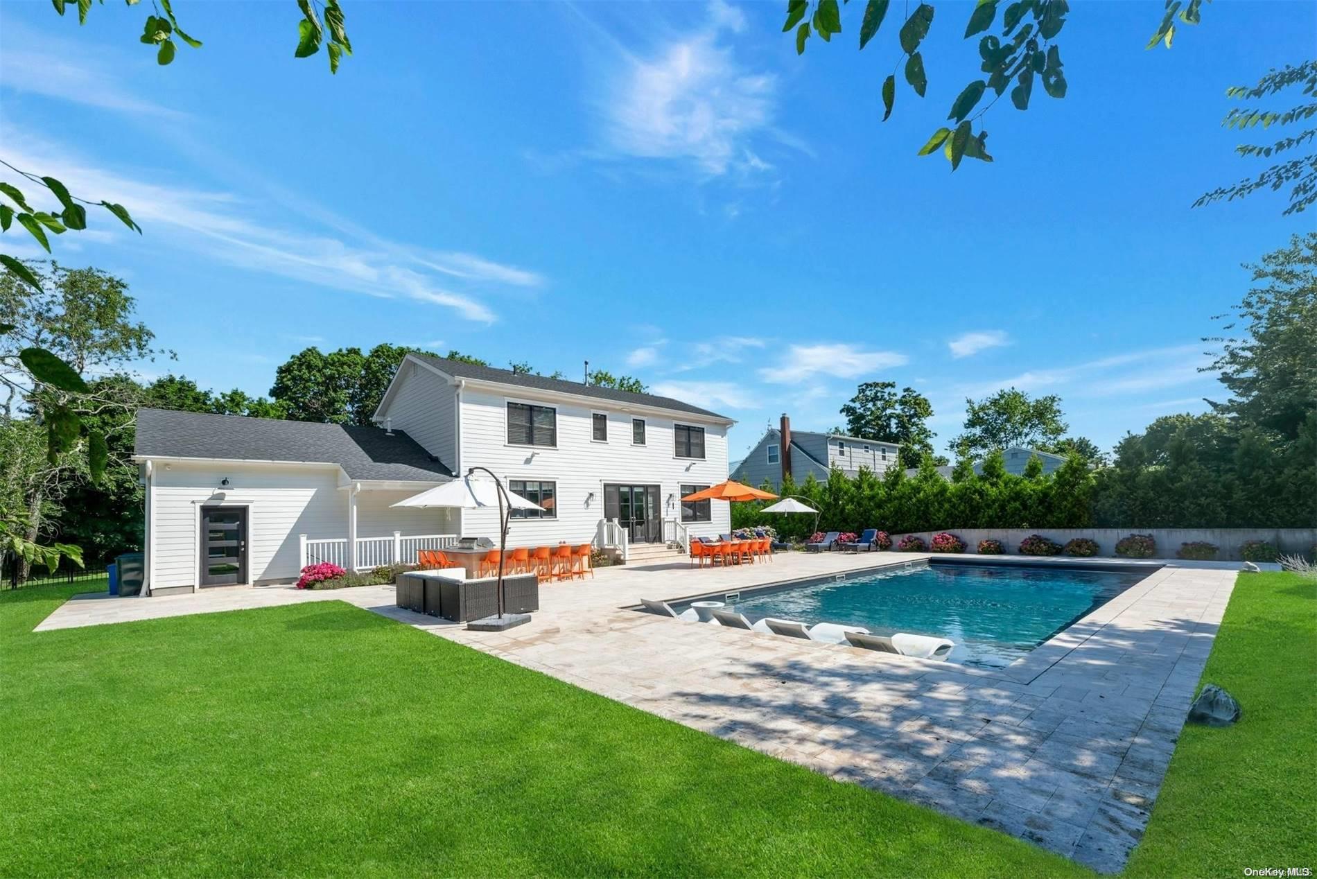 Marine Place, Greenport, Hamptons, NY - 4 Bedrooms  
5 Bathrooms - 