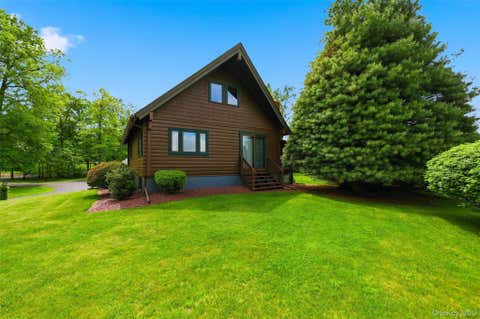 Homes For Sale - 2 Linder Drive<br/> New Paltz, NY 12561