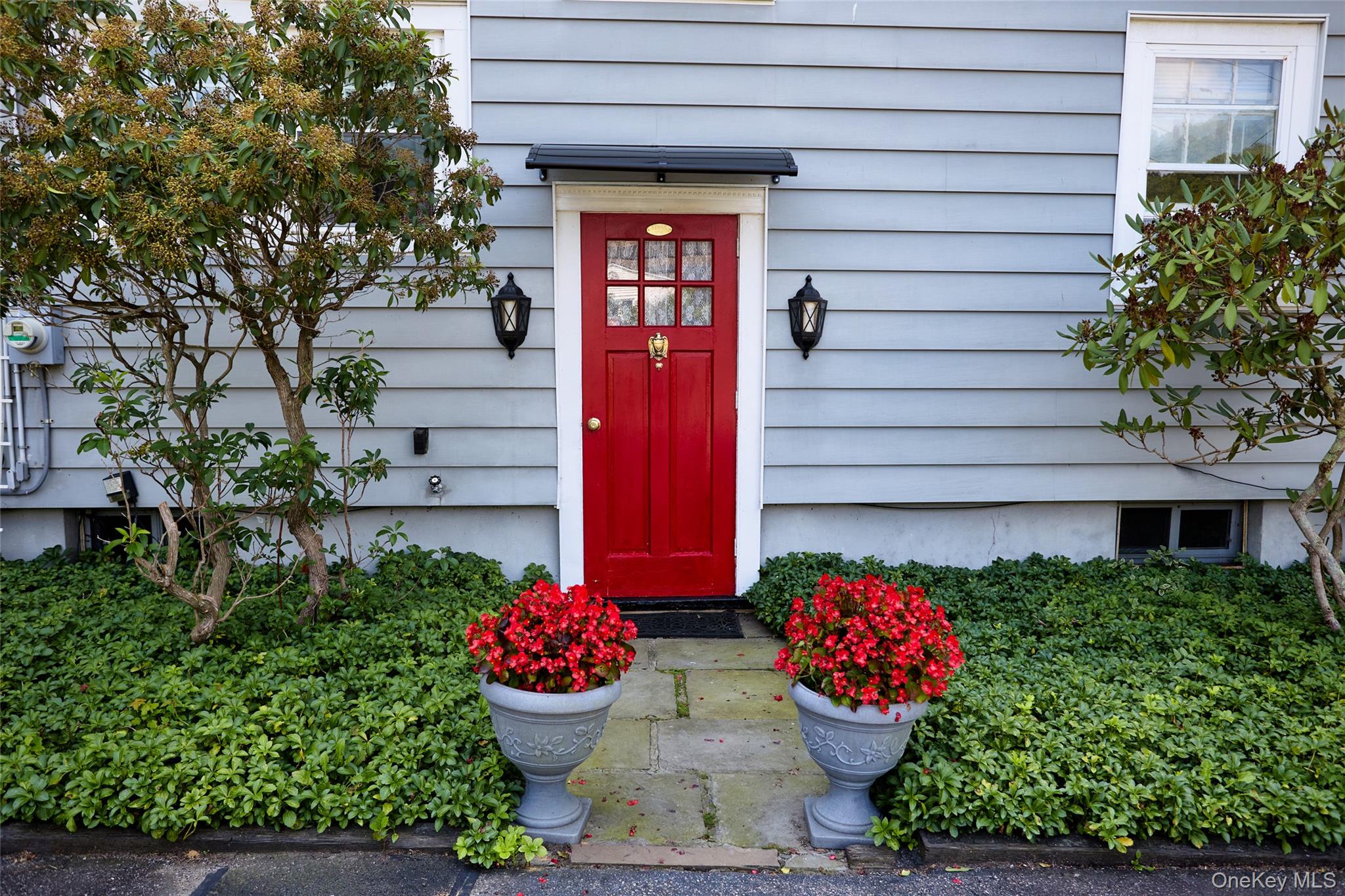 6 Laurel Road