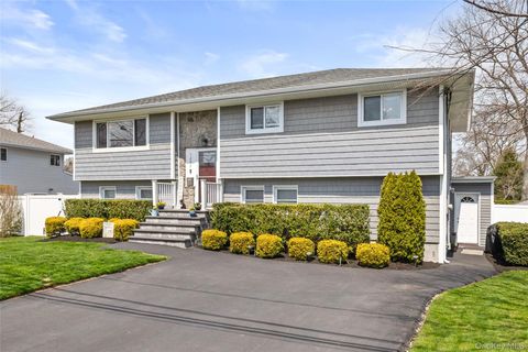 Homes For Sale - 1299 Madison Avenue<br/> West Islip, NY 11795