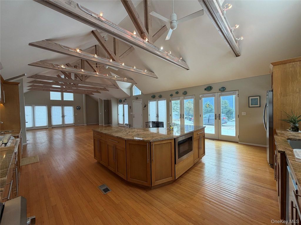 Photo of 33 Bath Street, Lido Beach, NY 11561 (MLS # 961281)