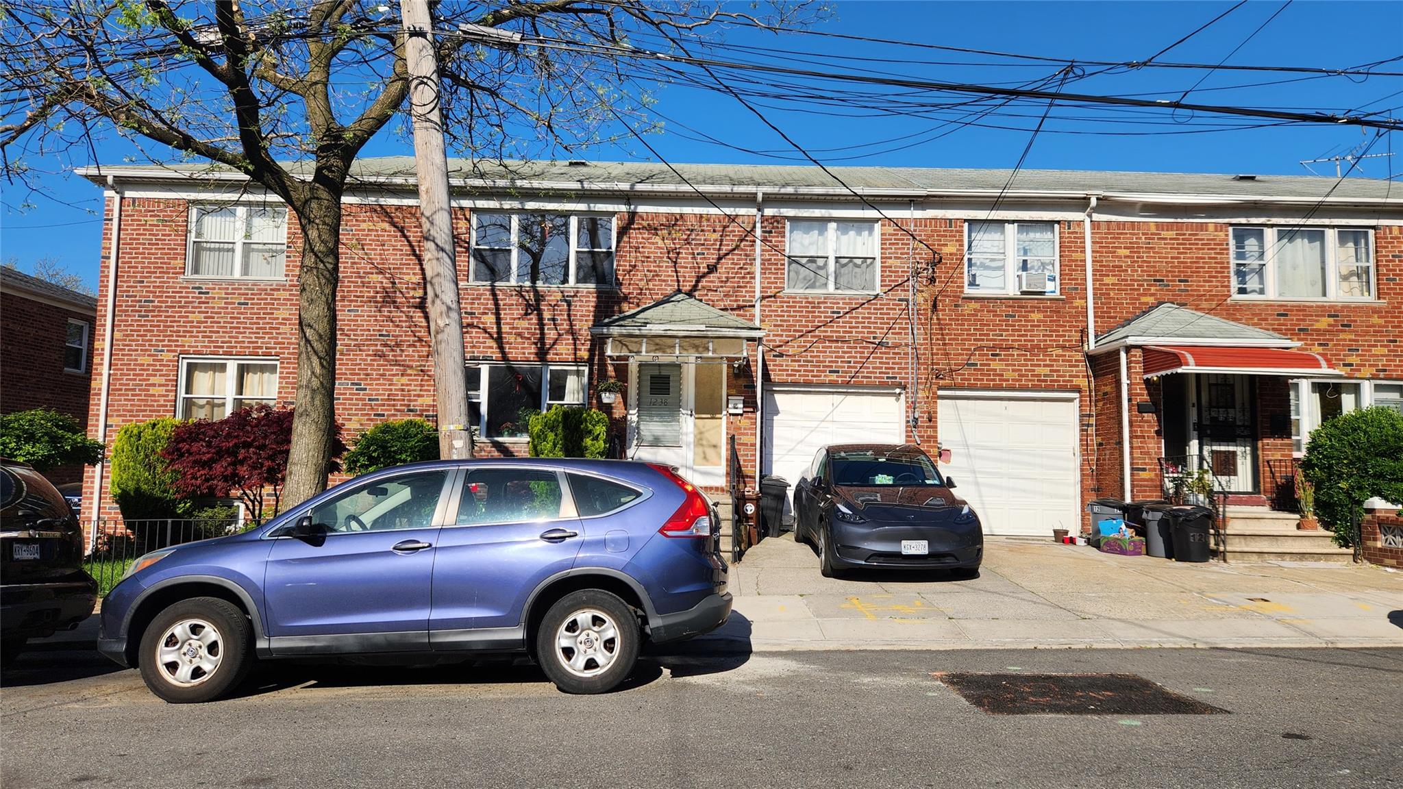 Property for Sale at 118 Street St, College Point, Queens, NY - Bedrooms: 5 
Bathrooms: 3 
Rooms: 11  - $1,298,888