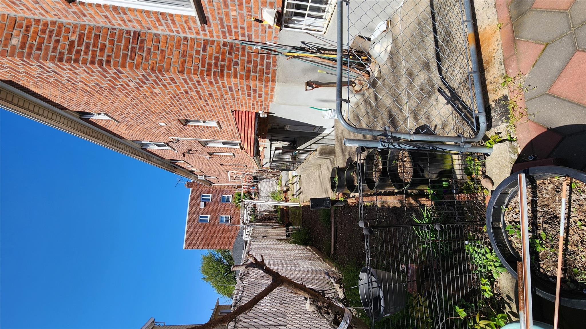 12-38 118 Street