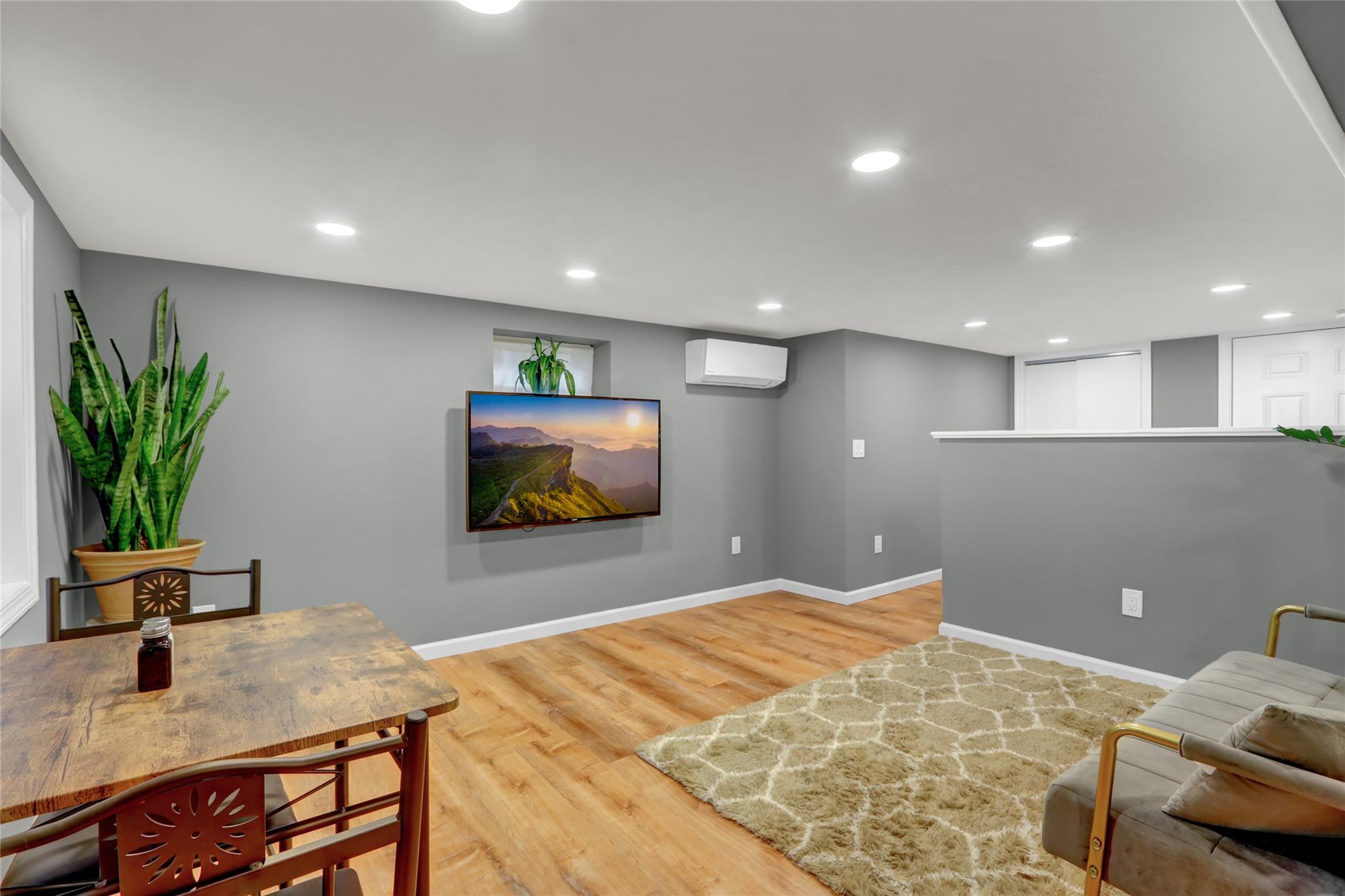 273 E Beverly Parkway, Valley Stream, New York image 25