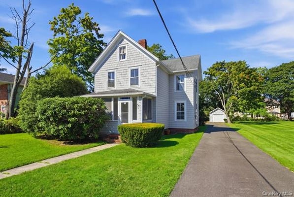 36 RAILROAD AVE, CENTER MORICHES, NY 11934 - Image f0a5a24be8060e42ffe2df2dea8cf4ff/4097148620