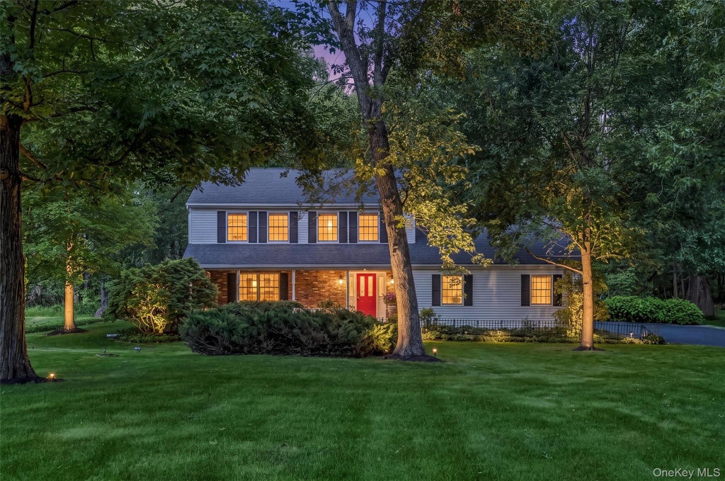 Photo of 5 Stormville Road, Hopewell Junction, NY 12533 (MLS # 1044286)