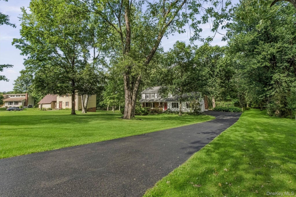 Photo of 5 Stormville Road, Hopewell Junction, NY 12533 (MLS # 1044286)