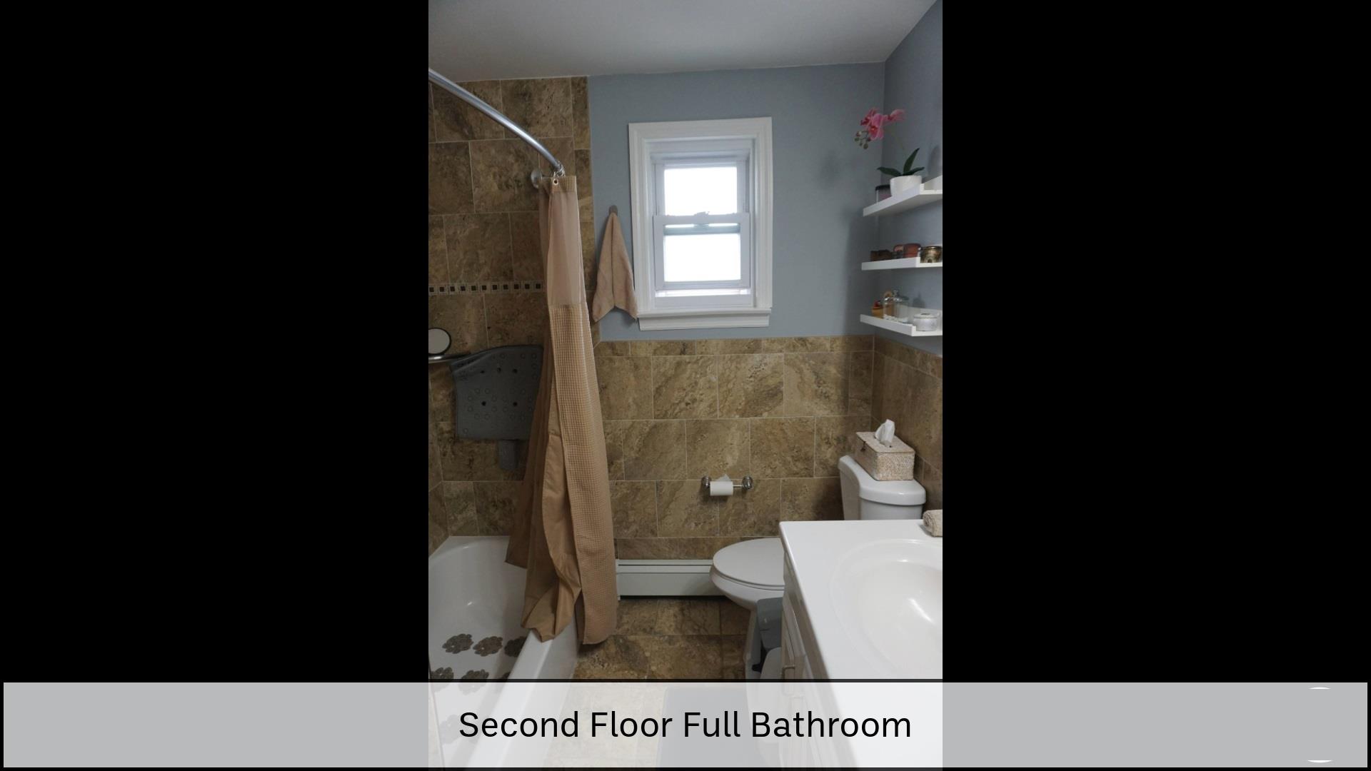 109 Kingston Avenue, Floral Park, New York image 7