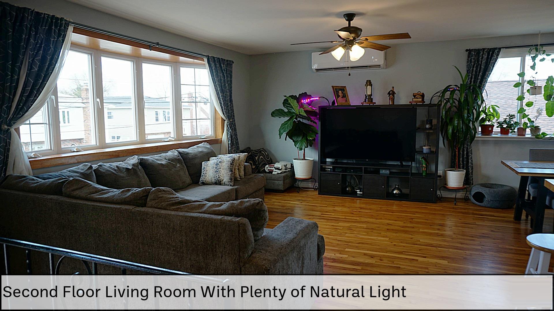 109 Kingston Avenue, Floral Park, New York image 3