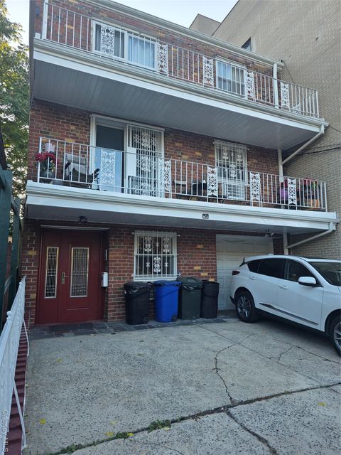 Photo of 4912 111 Street, Corona, NY 11368 (MLS # 946363)