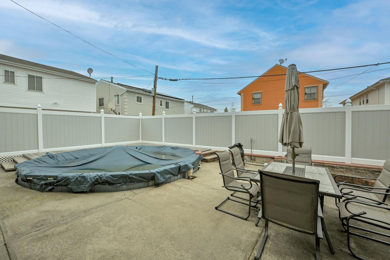 161-11 88 Street, Howard Beach, New York image 3