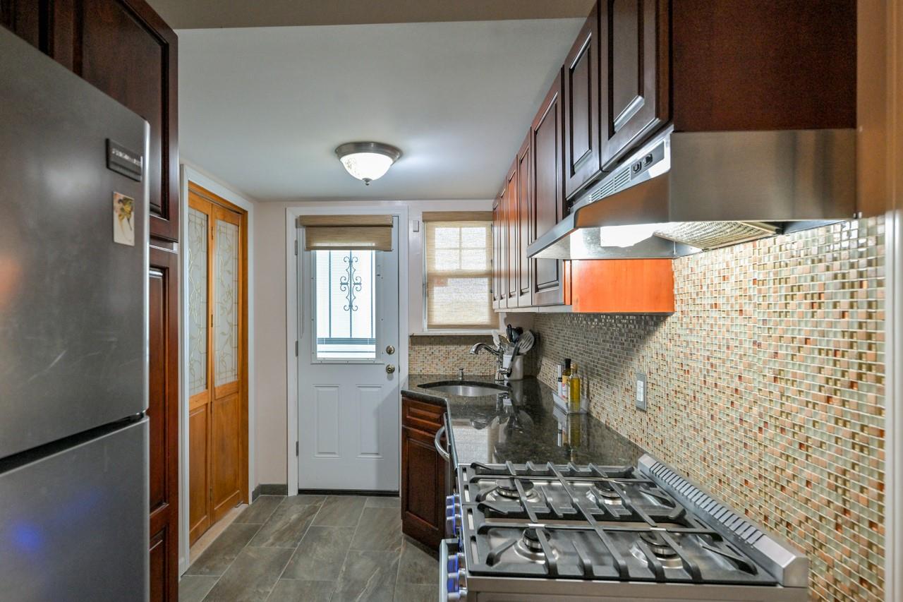 161-11 88 Street, Howard Beach, New York image 41