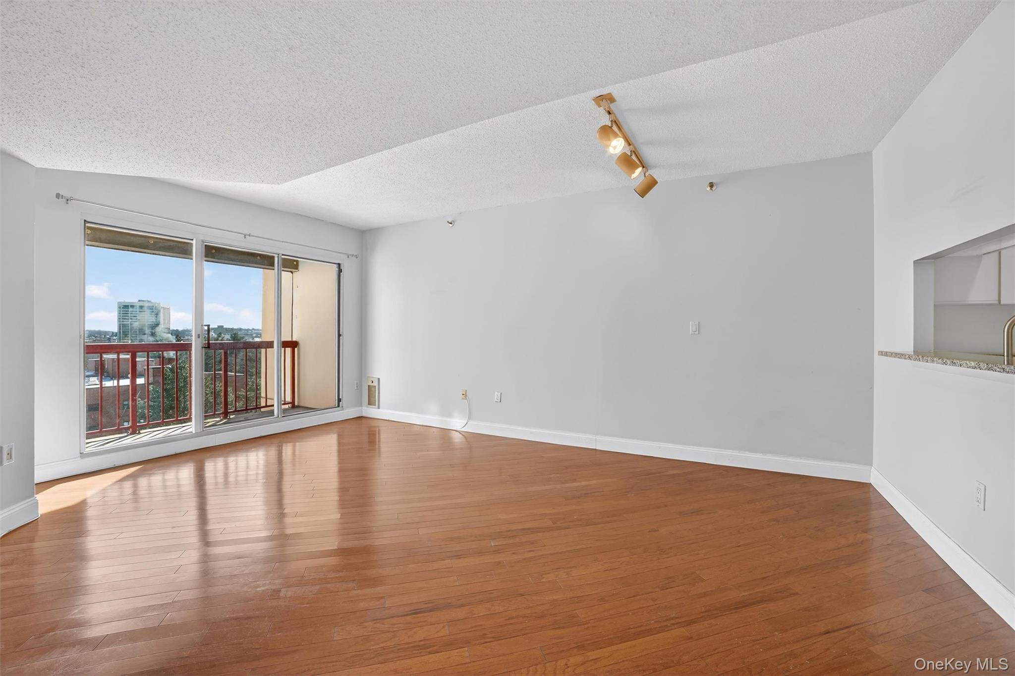 10 Stewart Place 9JW