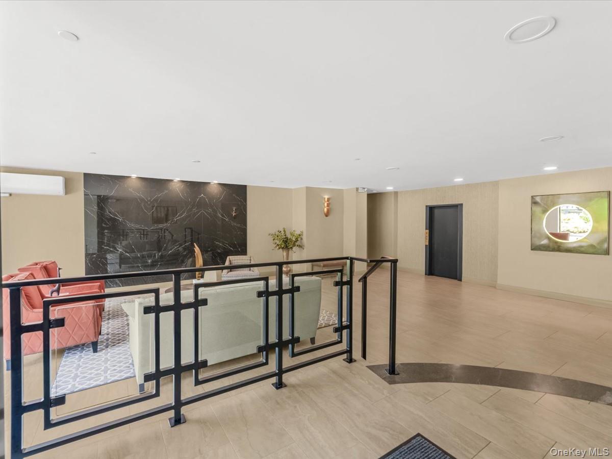 25 Canterbury Road 1M