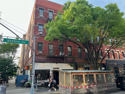 124 Bedford Avenue Brooklyn NY 11249