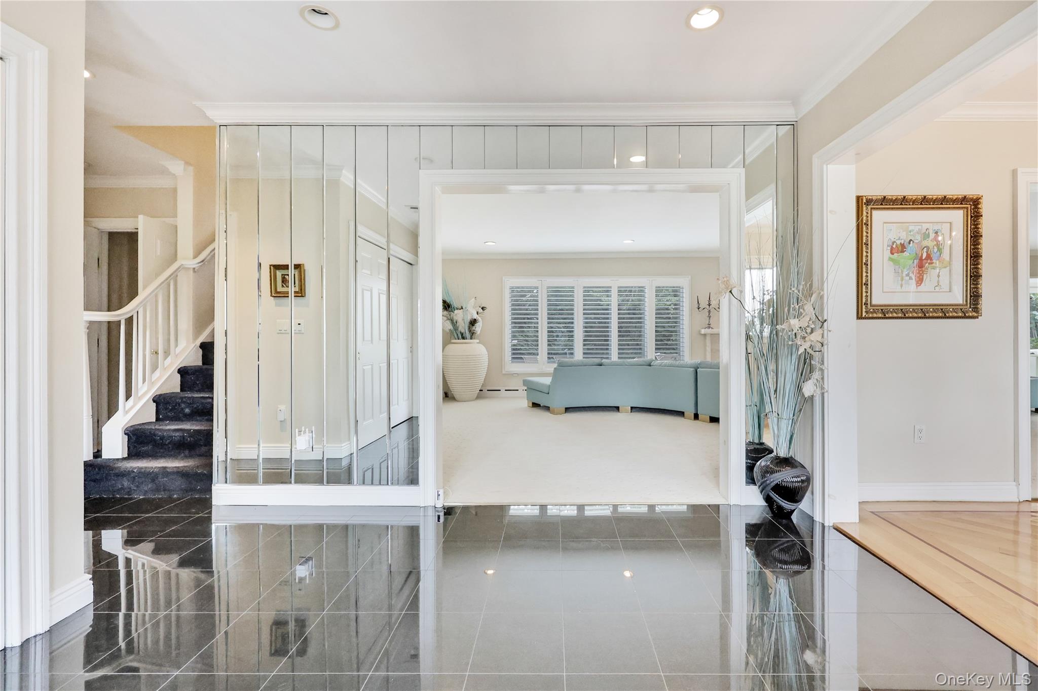 Hewlett Harbor, New York 11557, United States, 4 Bedrooms Bedrooms, ,4 BathroomsBathrooms,Residential,Active,204460