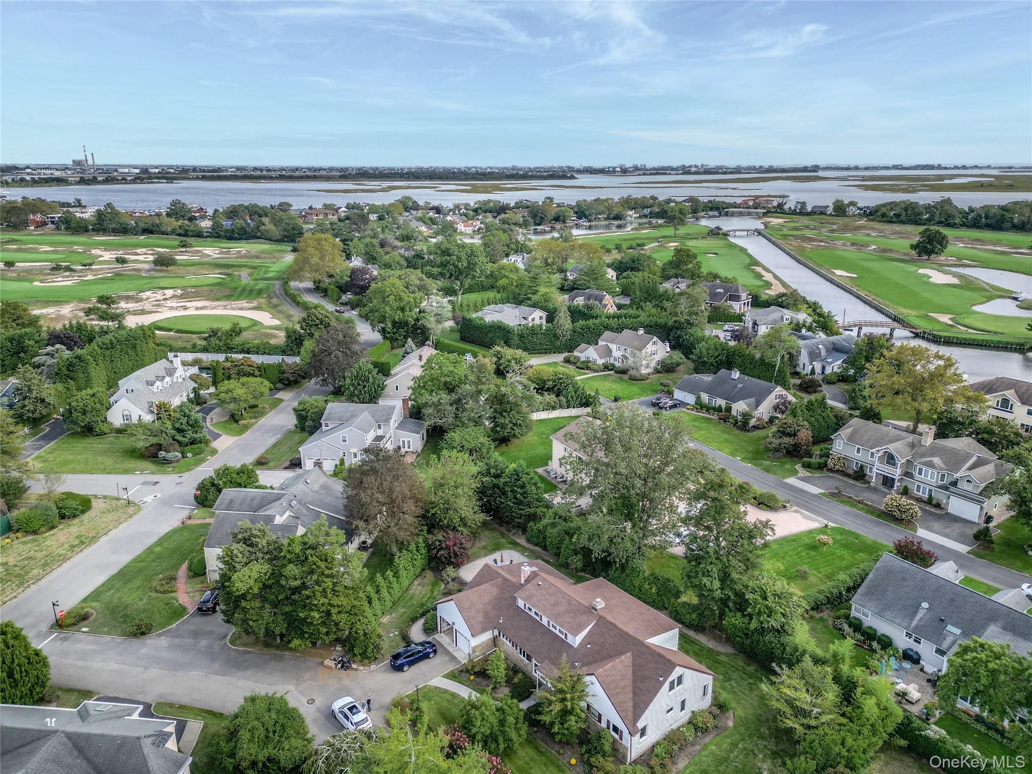 Hewlett Harbor, New York 11557, United States, 4 Bedrooms Bedrooms, ,4 BathroomsBathrooms,Residential,Active,204460