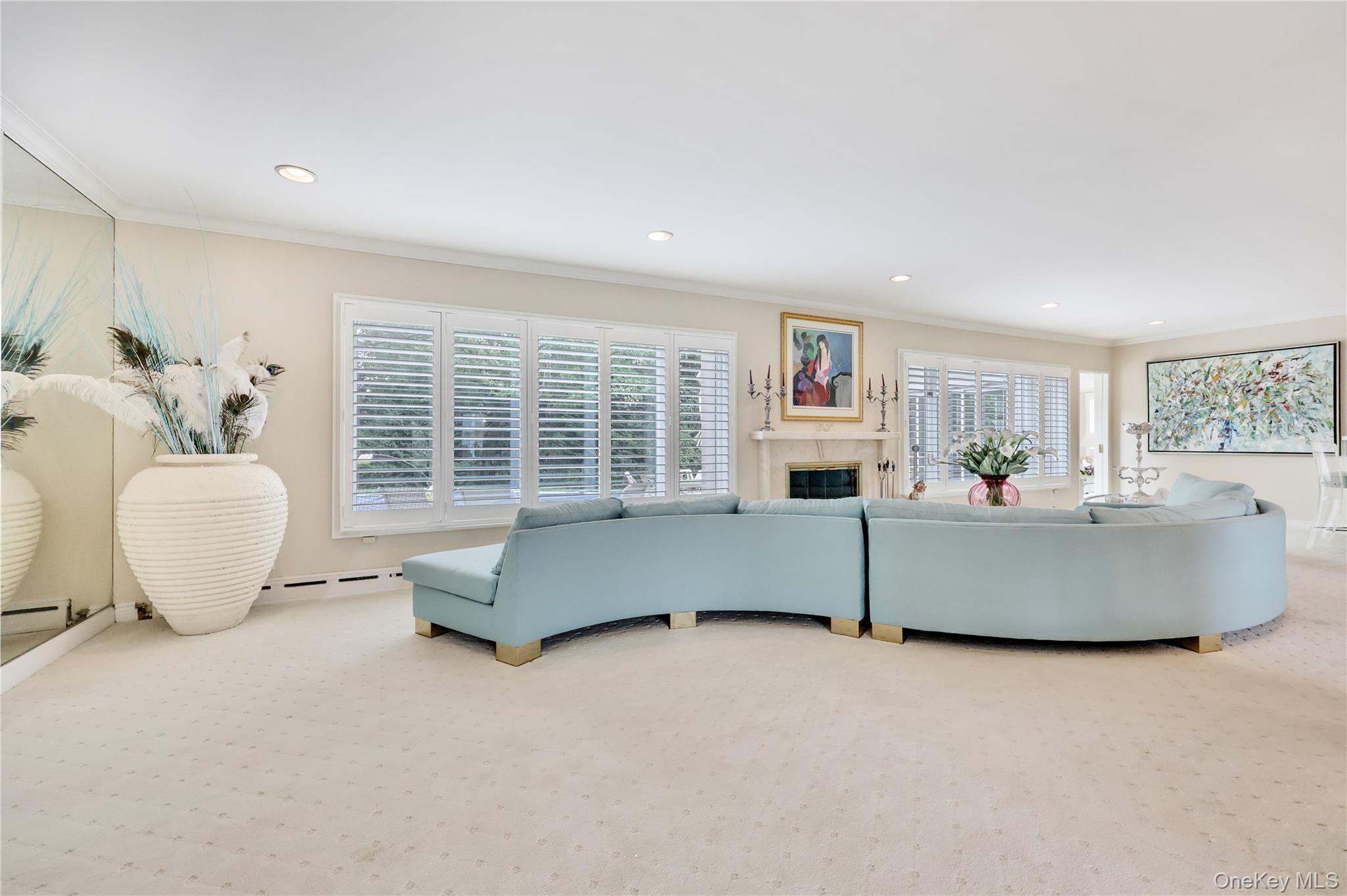 Hewlett Harbor, New York 11557, United States, 4 Bedrooms Bedrooms, ,4 BathroomsBathrooms,Residential,Active,204460