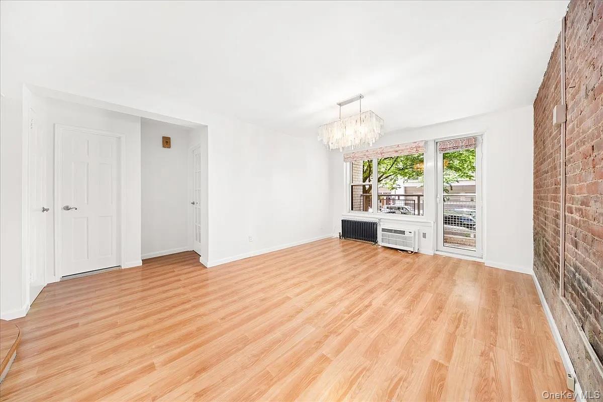 131 W 85th Street FE1