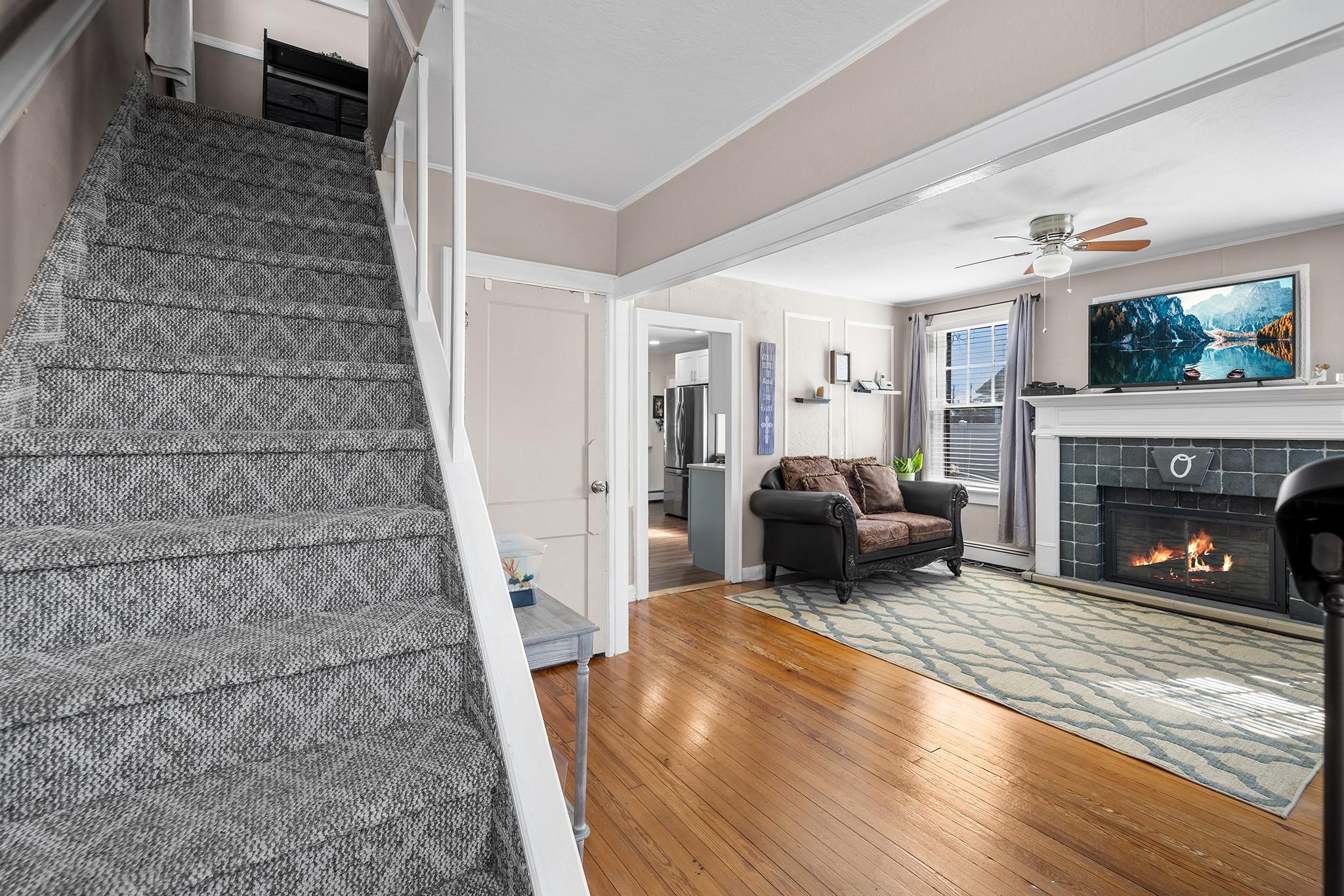 9 Westwood Avenue, Deer Park, New York image 7