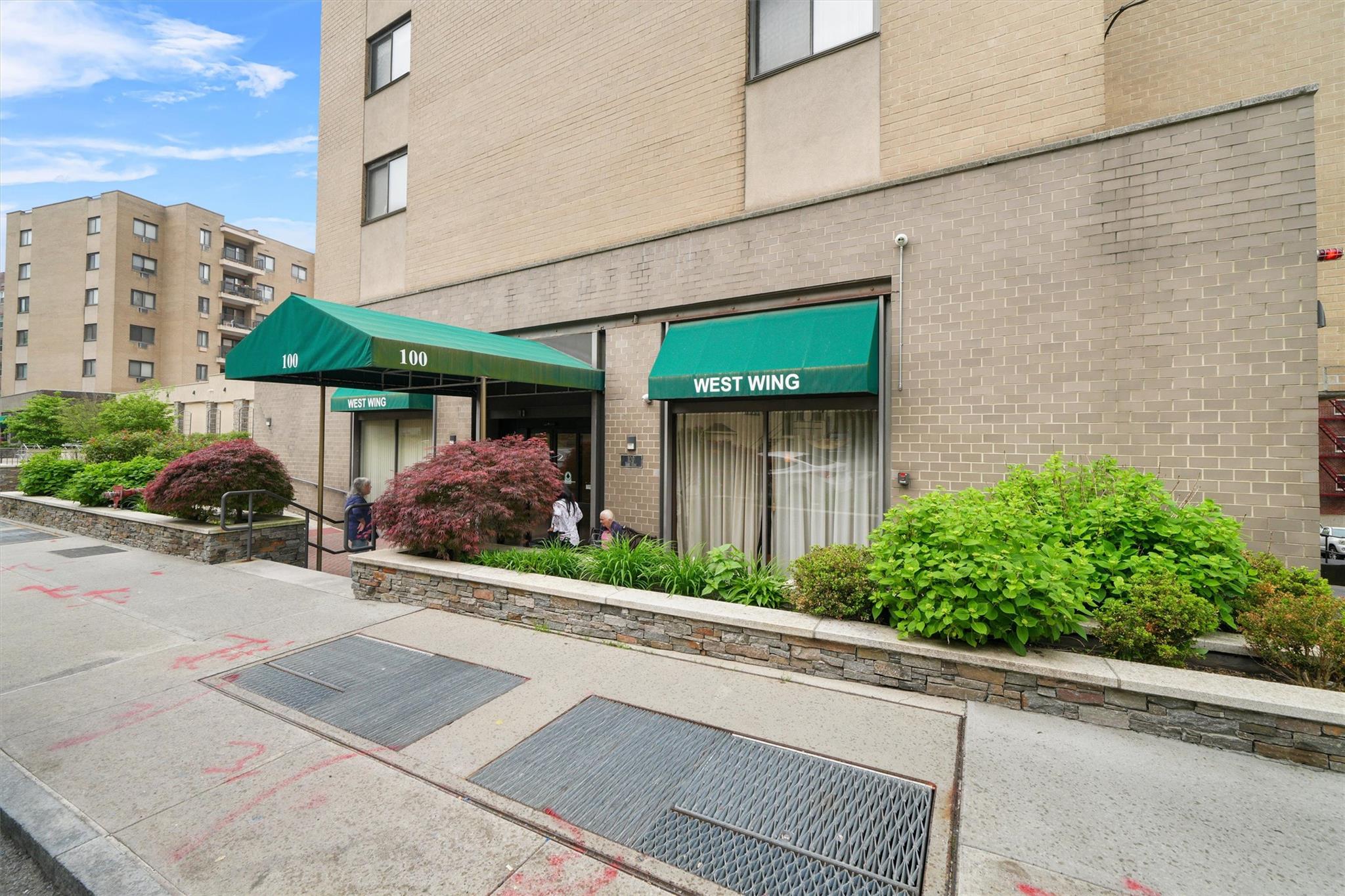 100 E Hartsdale Avenue #TFW, Hartsdale, Ohio image 1