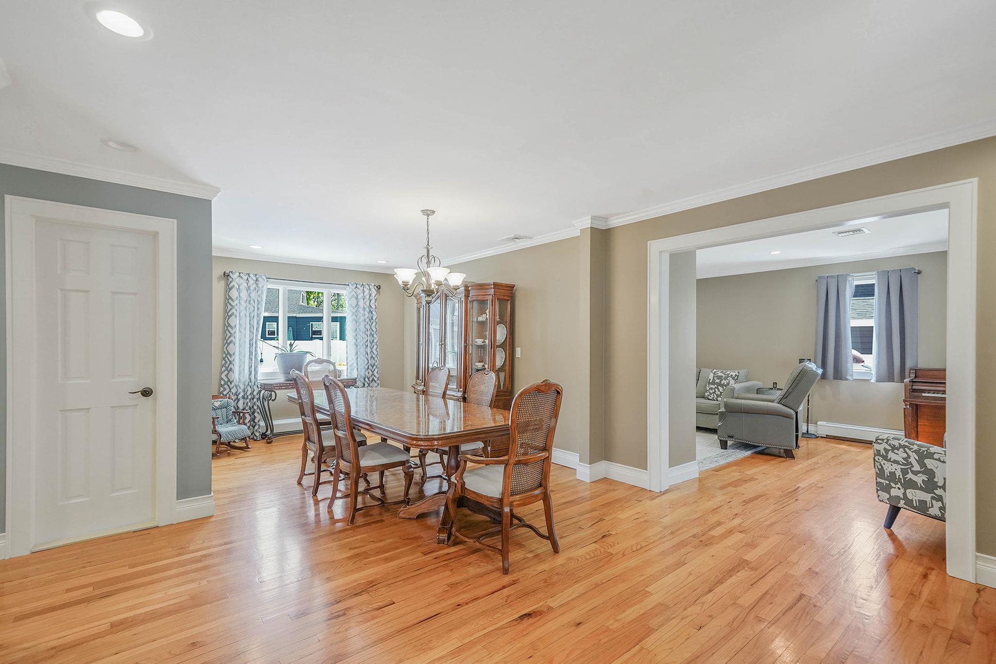 2 High Street, Sayville, New York image 11