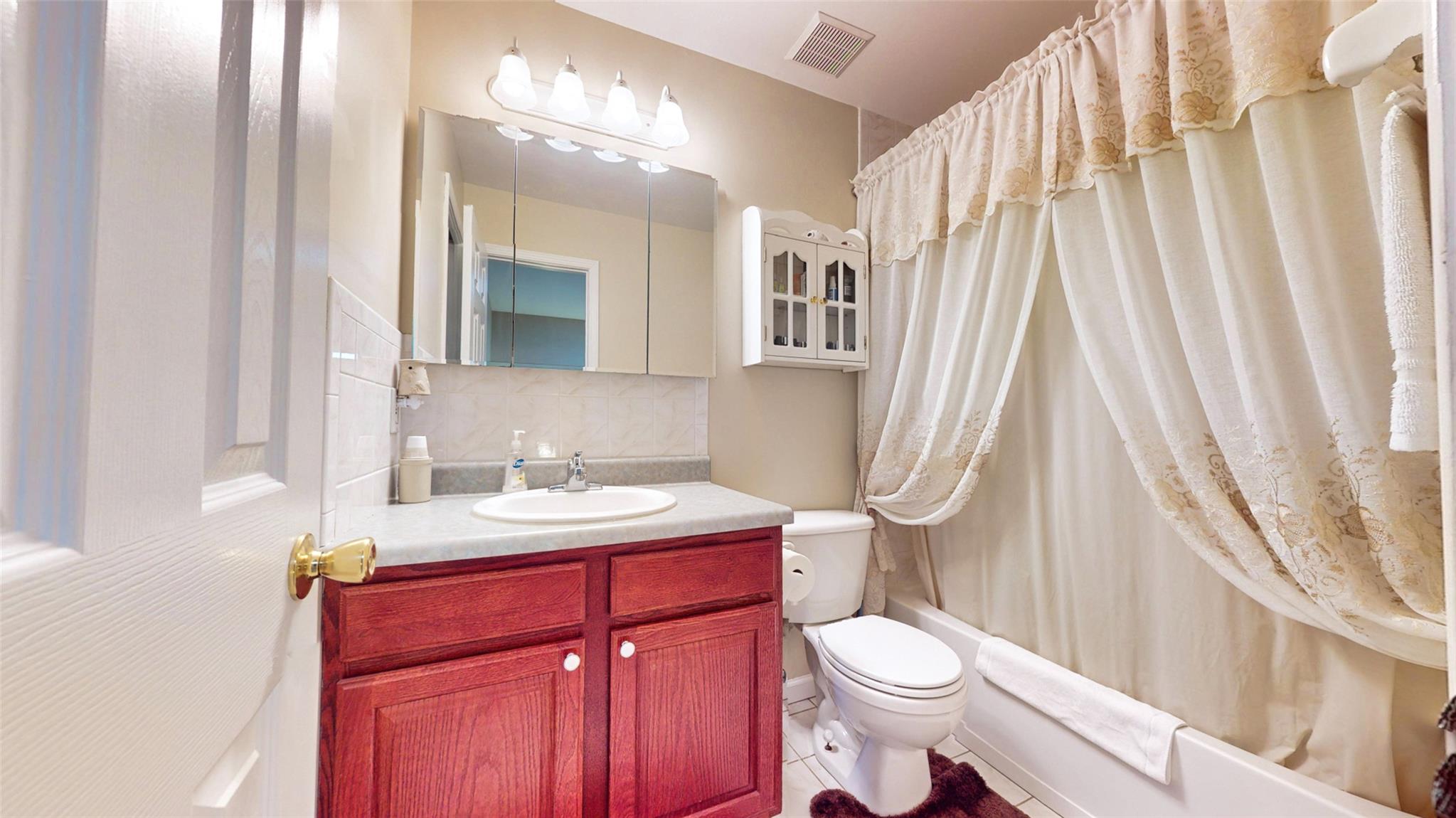 251 Tamerisk Lane, New Windsor, New York image 37