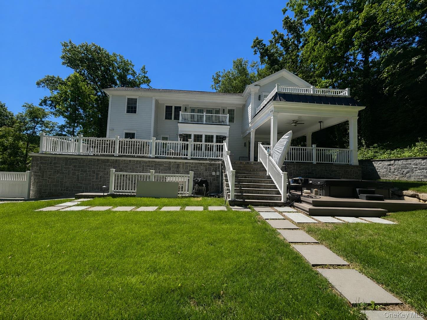 55 Plymouth Road