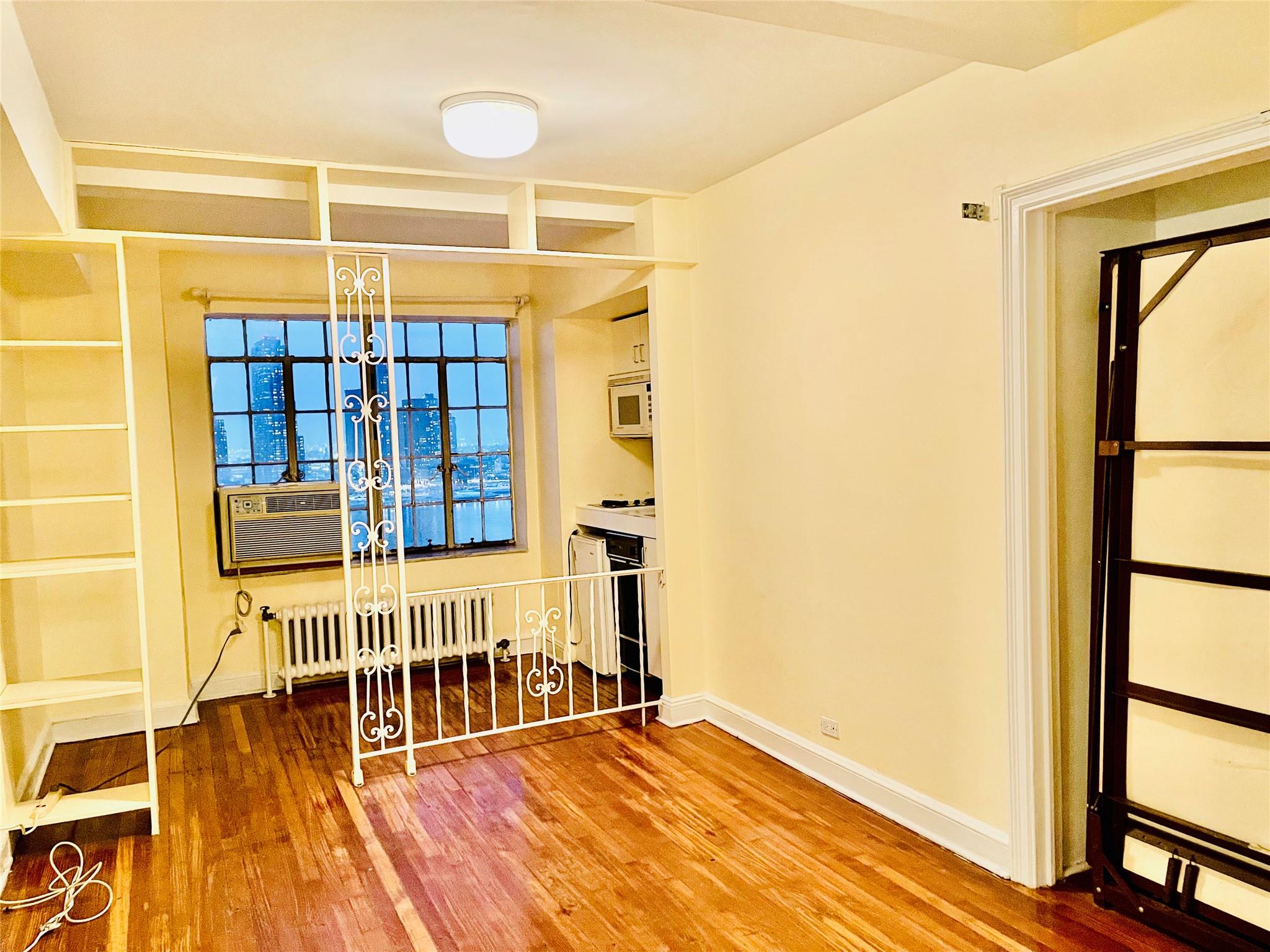 5 Tudor City Place Pl #1729, New York (Manhattan), New York image 1