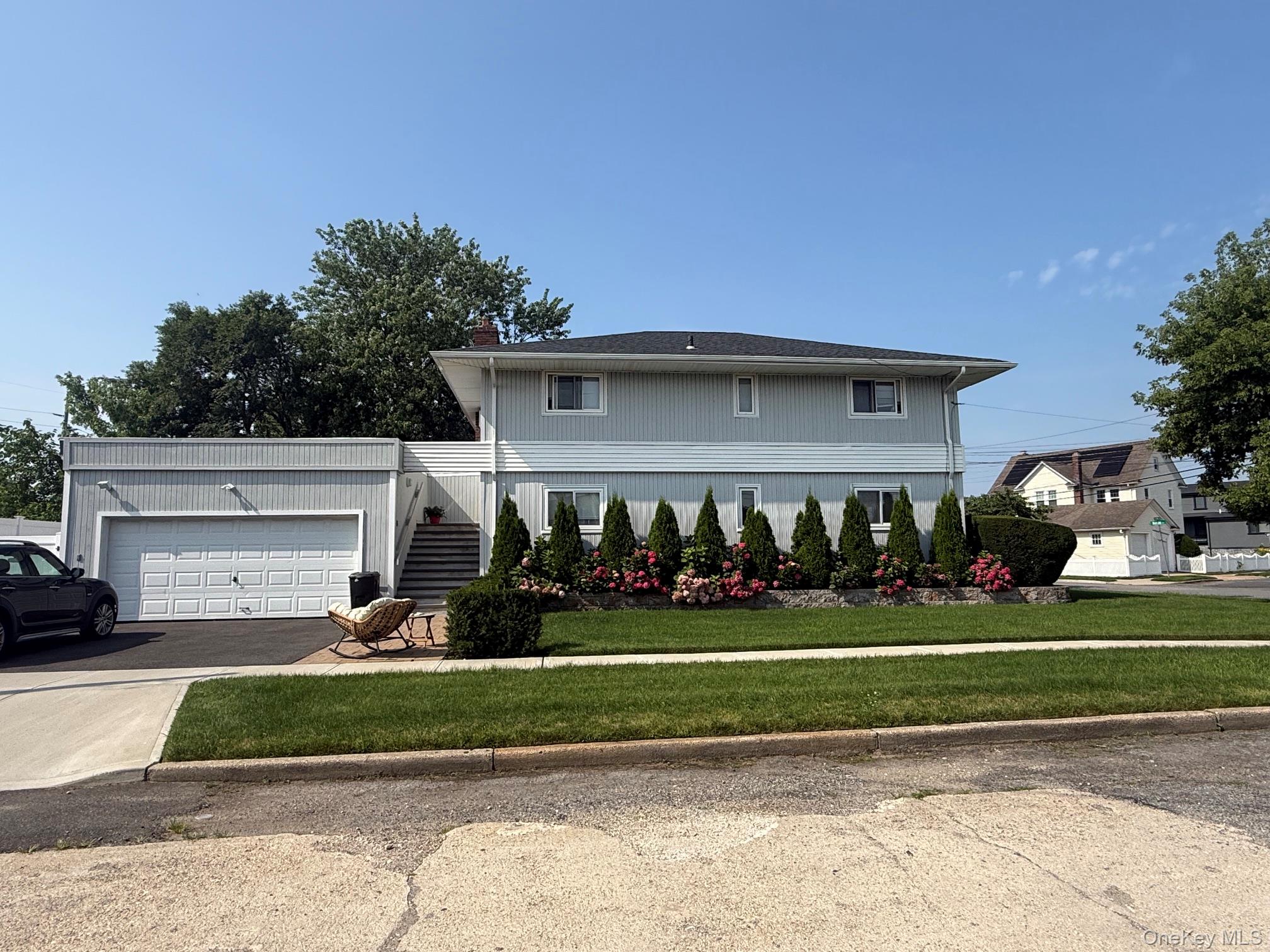 Photo 1 of 7 — 77 Nassau Lane U, Island Park, NY 11558