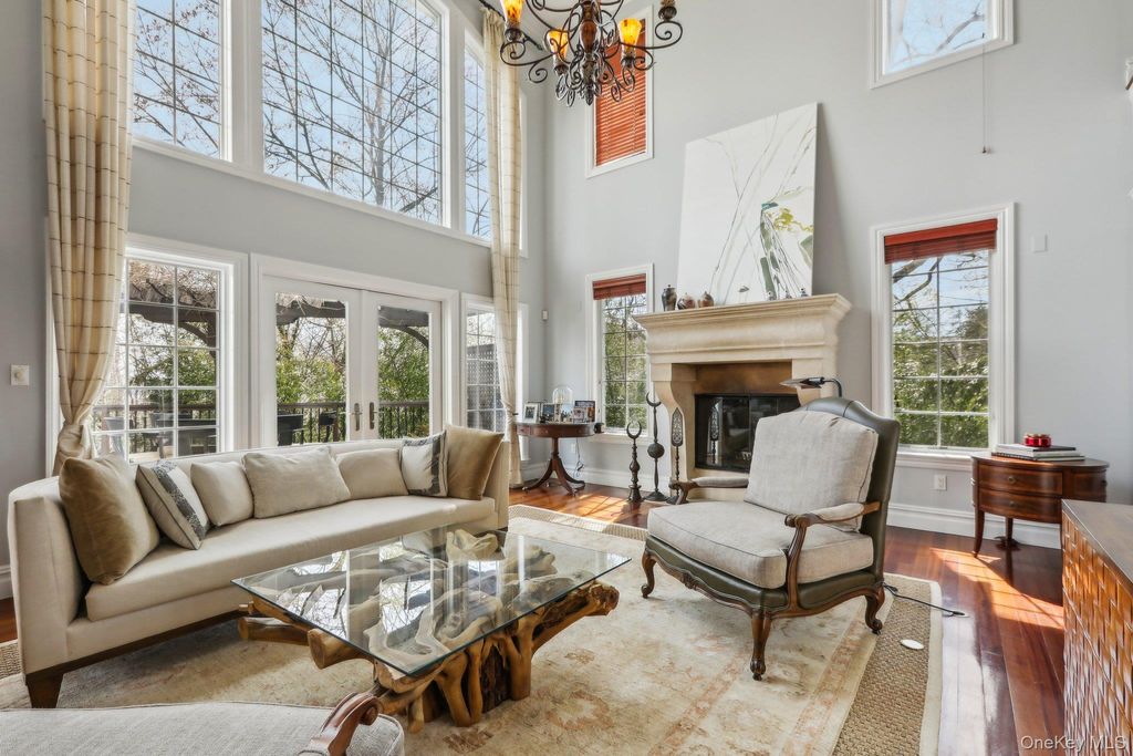 Photo of 2 Tompkins Court, Nyack, NY 10960 (MLS # 984244)