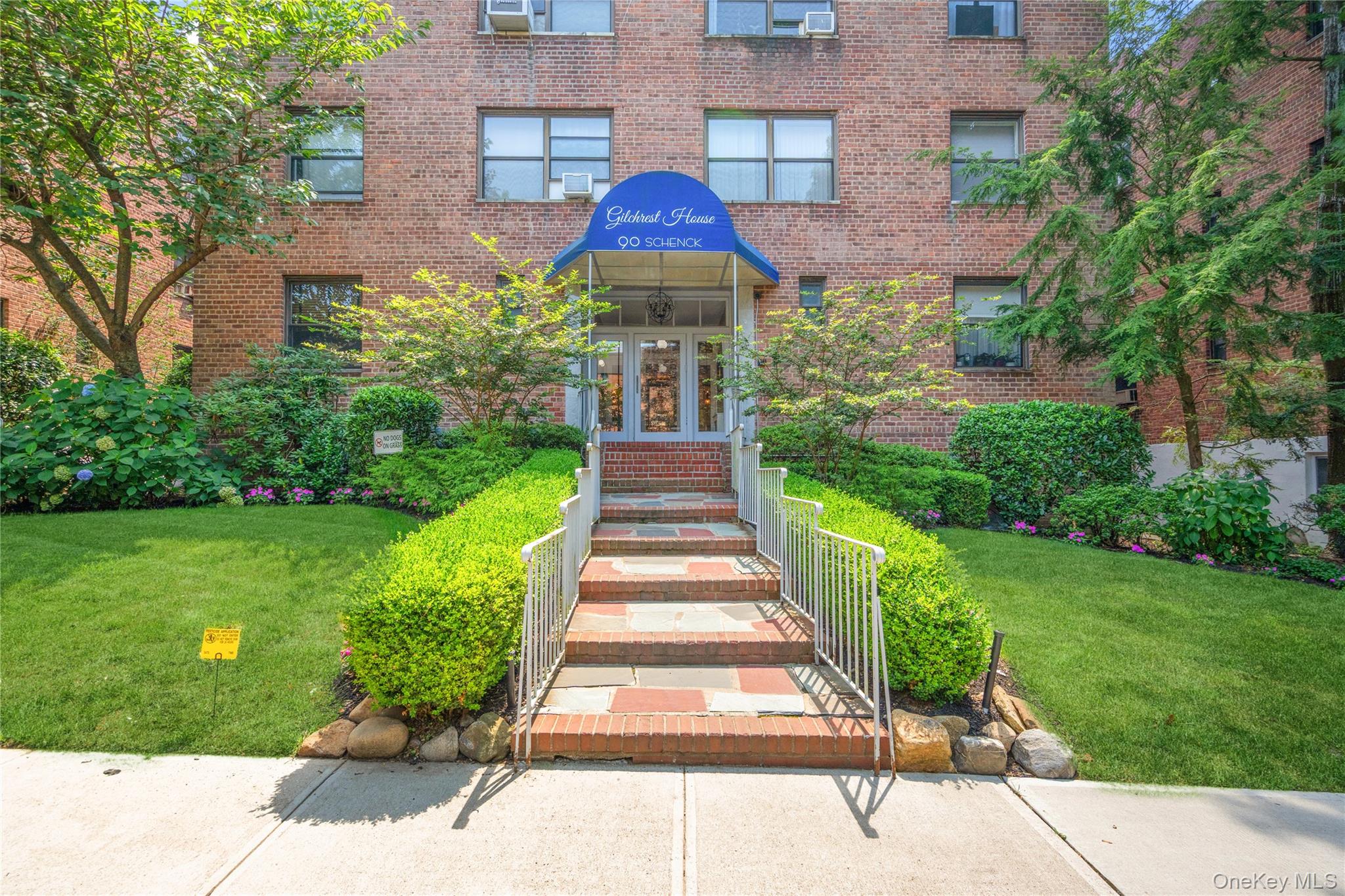 90 Schenck Avenue 2L