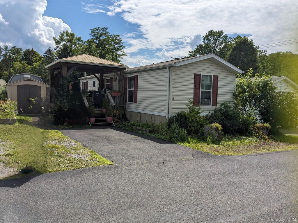 Photo of 4 Treeline Circle #4, Cold Spring, NY 10516 (MLS # 966877)