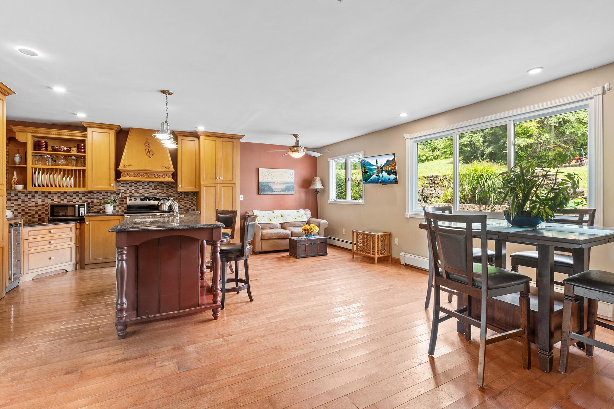 37 S Plank Road, Westtown, New York image 9