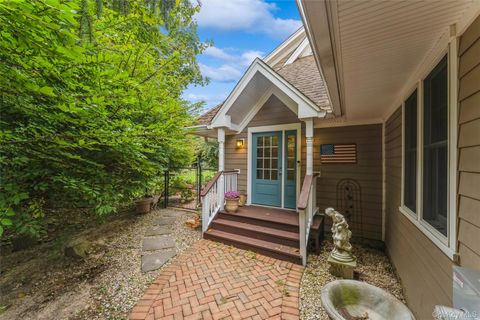 Photo of 15 Ridge Road, Glen Cove, NY 11542 (MLS # 925404)