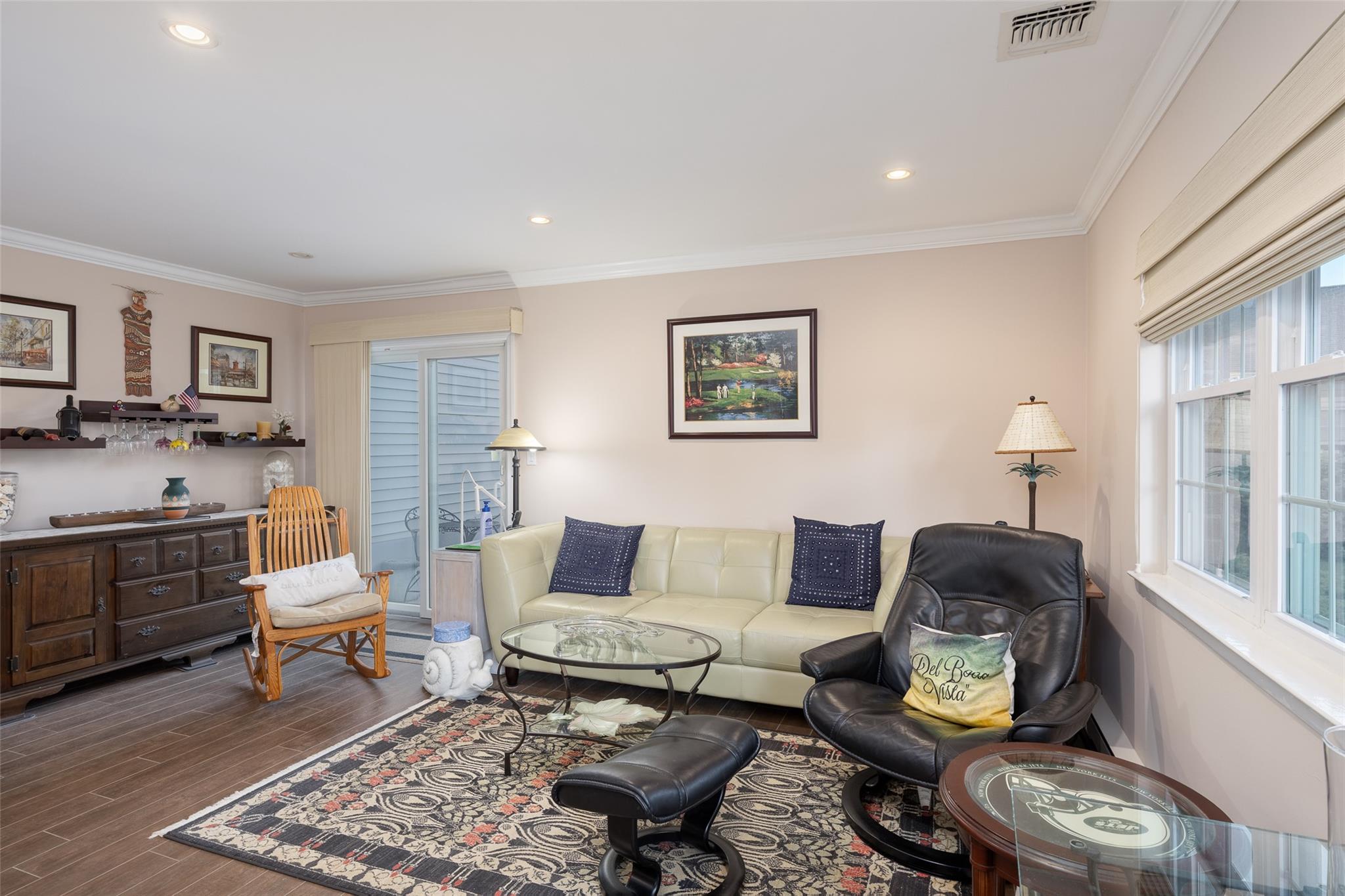 7 Harbor, Amityville, New York image 6