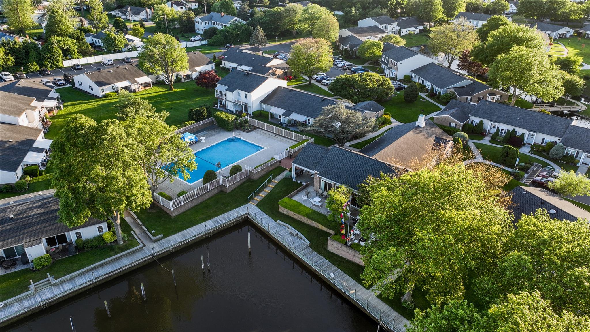 7 Harbor, Amityville, New York image 32