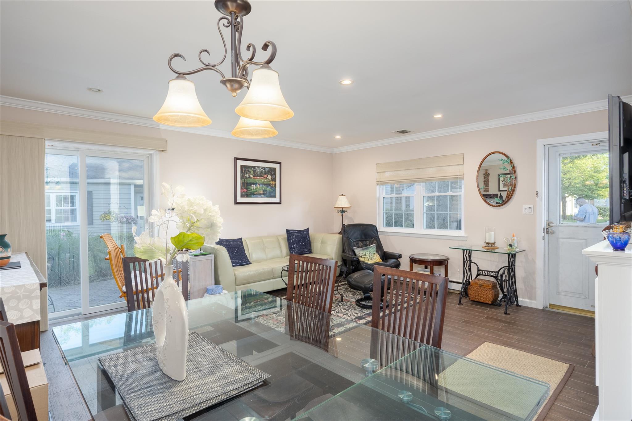 7 Harbor, Amityville, New York image 12