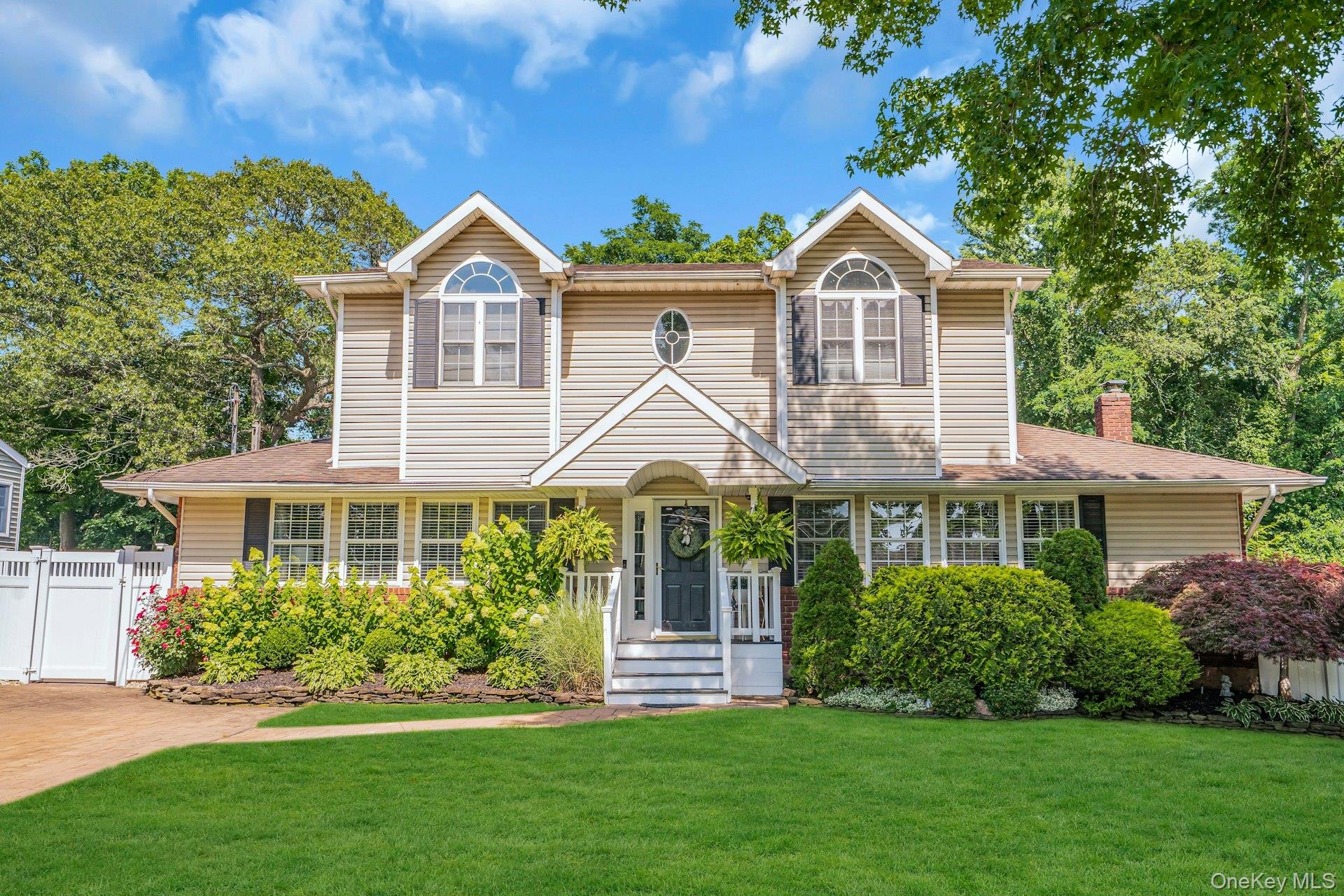 12 Rachel Avenue