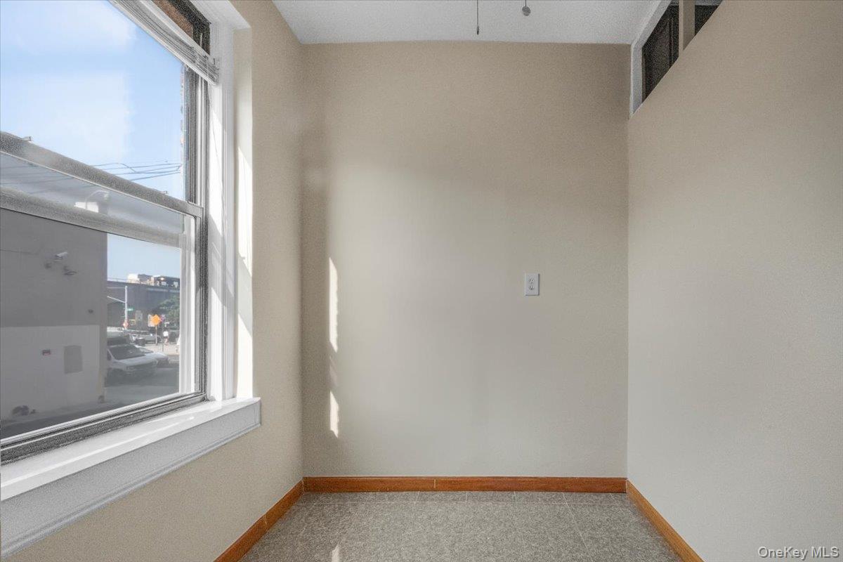 4333 48th Street 2H