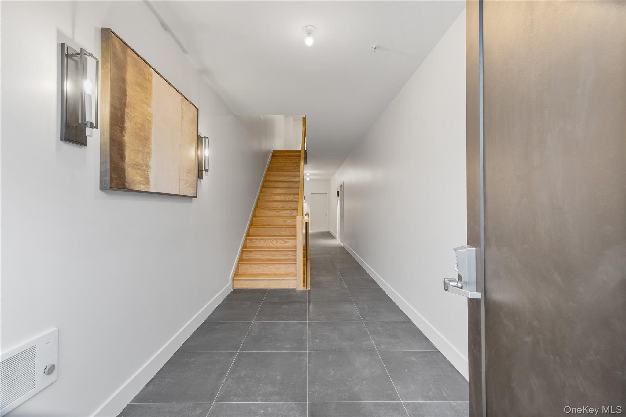 3 E Funston Avenue 221