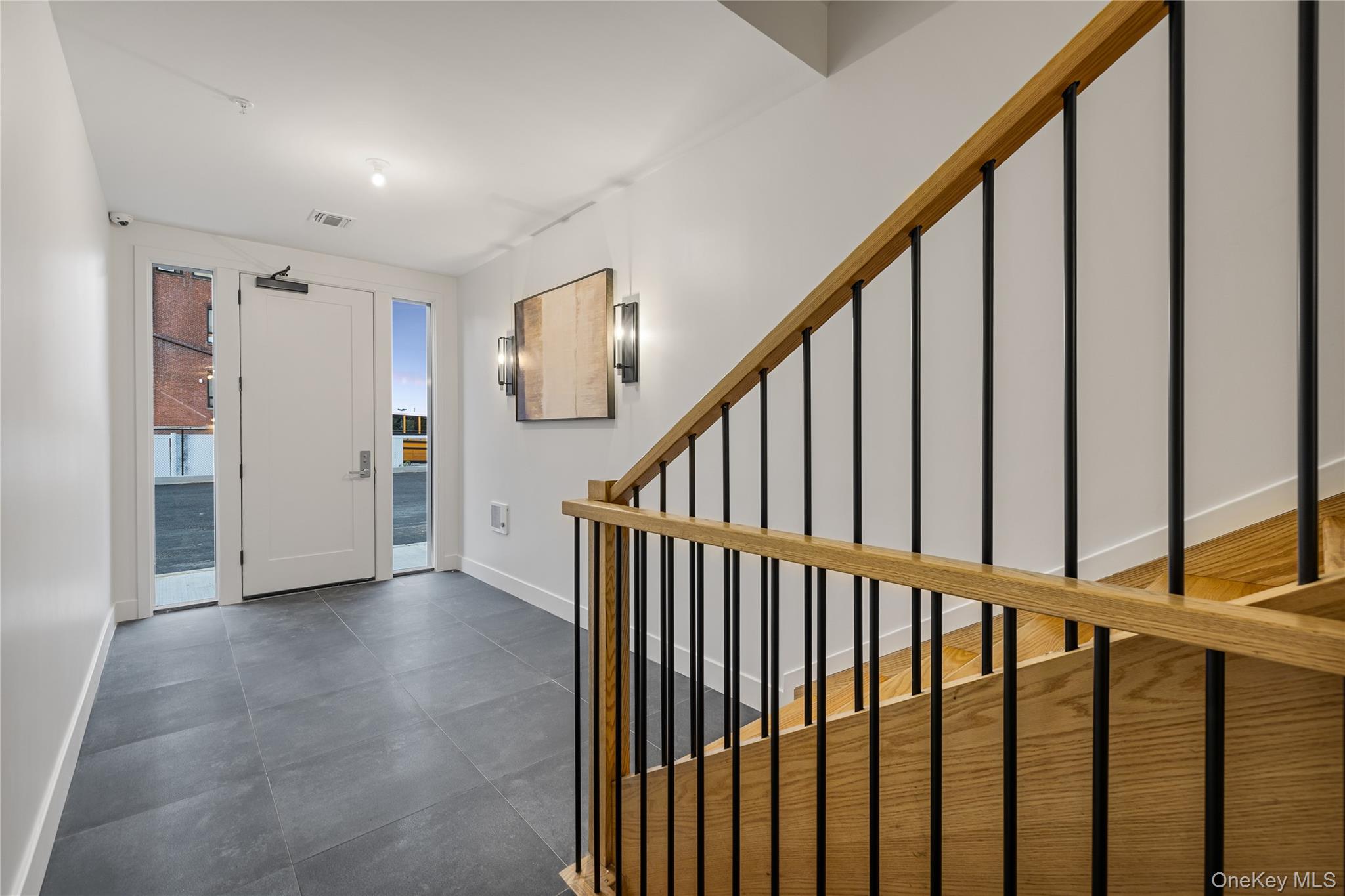 3 E Funston Avenue 221