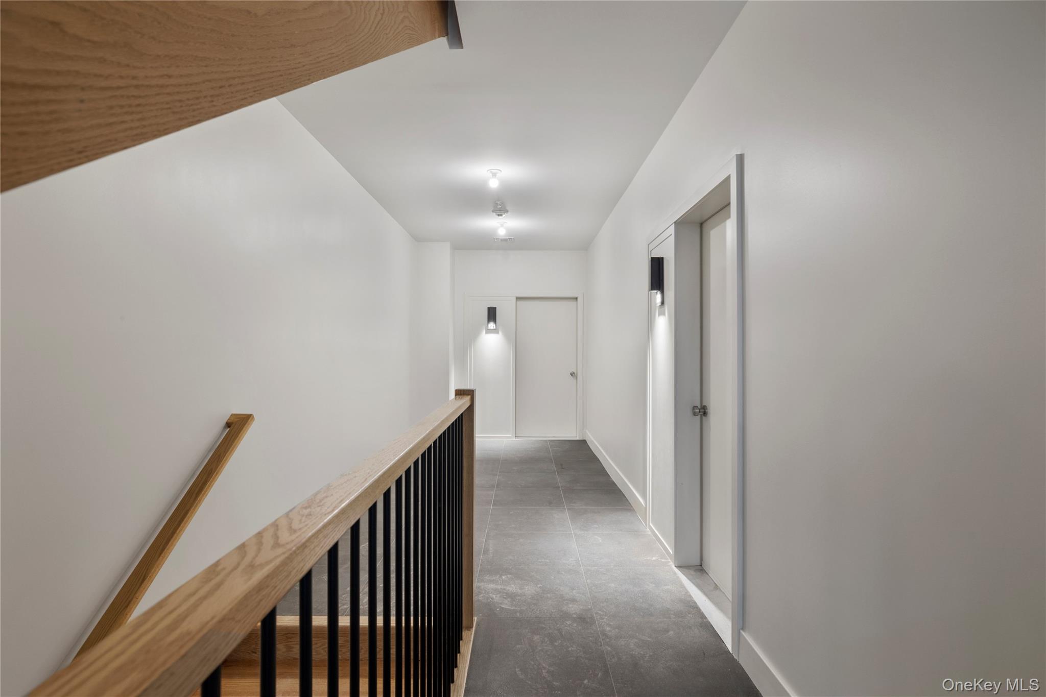 3 E Funston Avenue 221