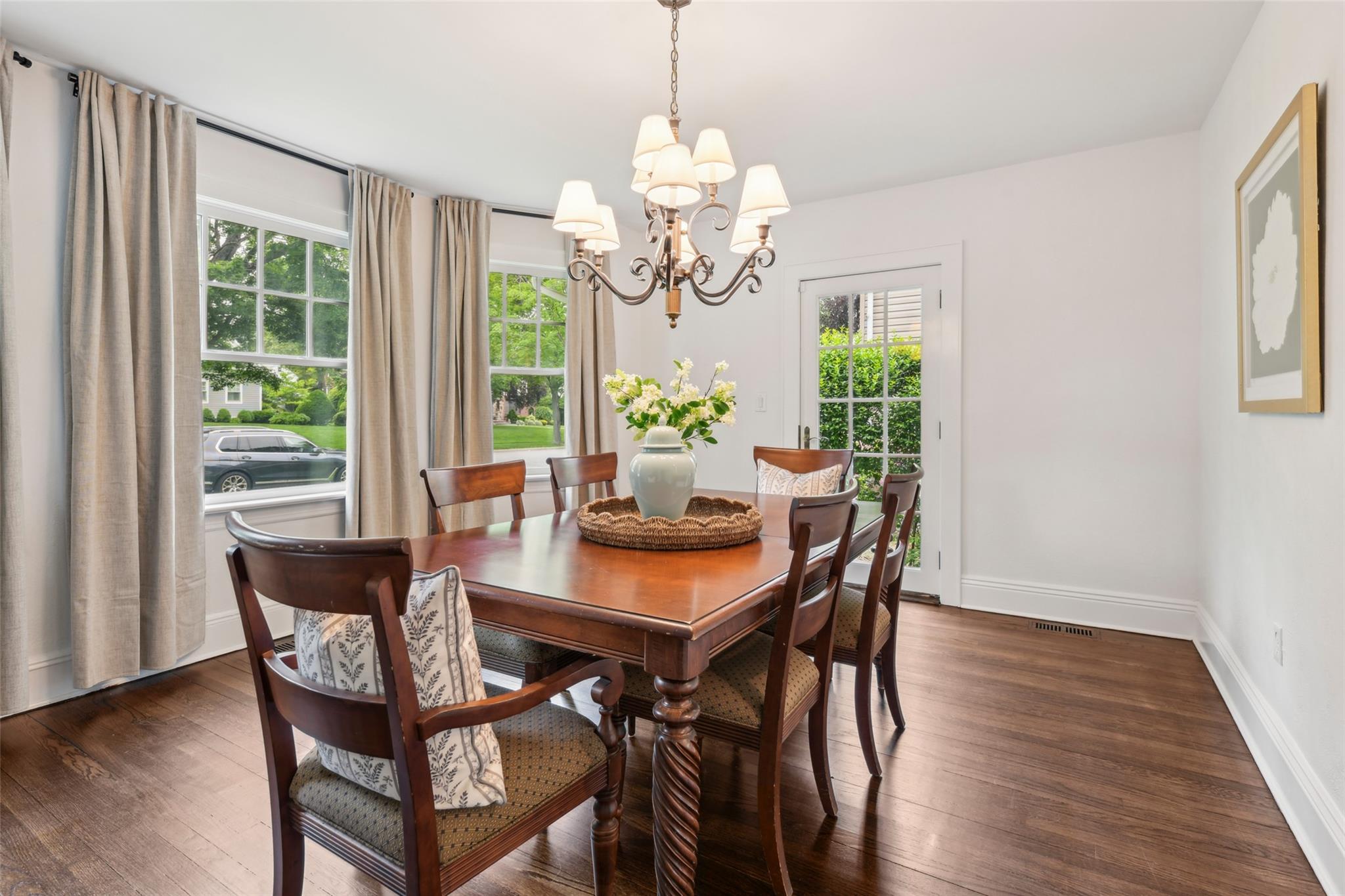 58 Poplar Street, Garden City, New York image 5