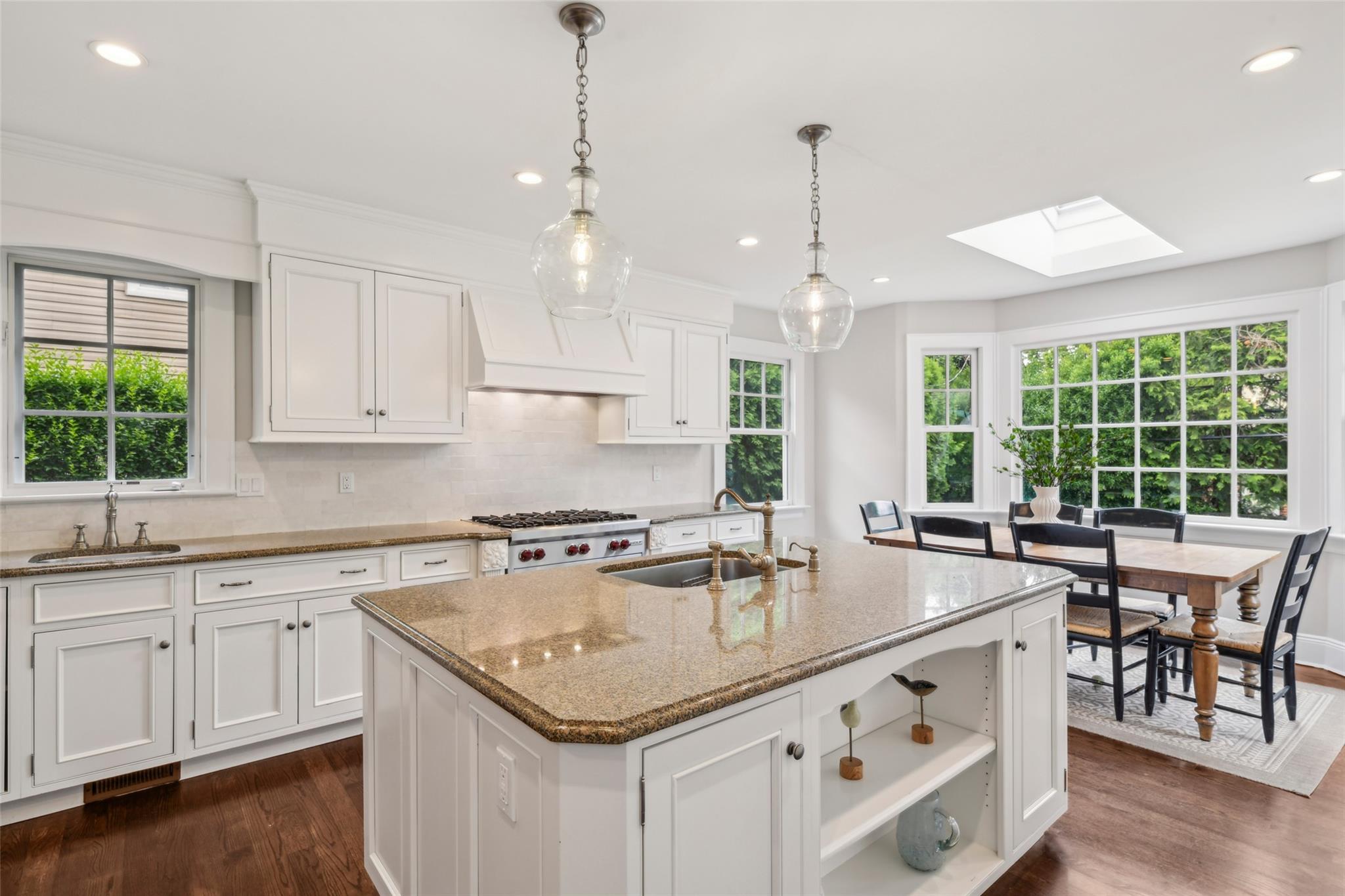 58 Poplar Street, Garden City, New York image 9