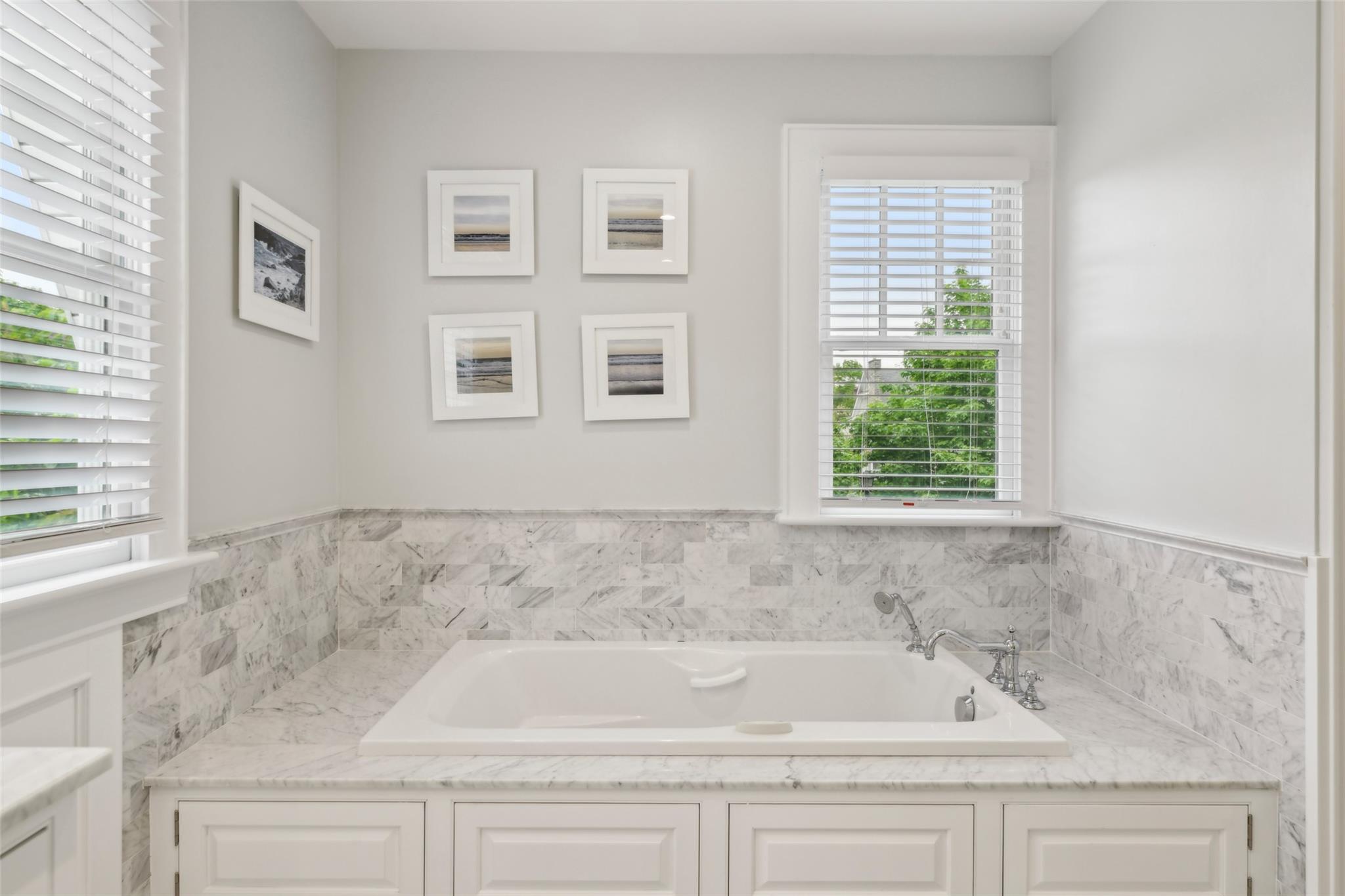 58 Poplar Street, Garden City, New York image 20