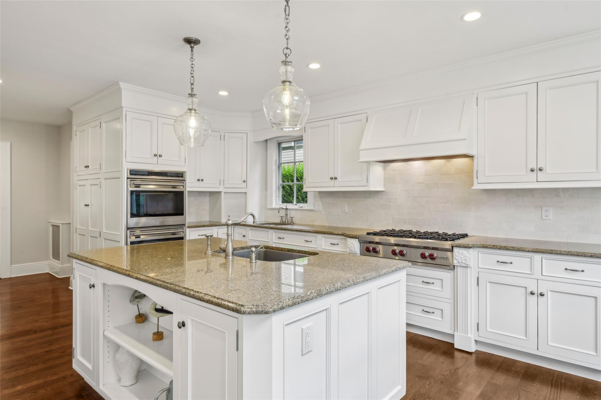 58 Poplar Street, Garden City, New York image 7