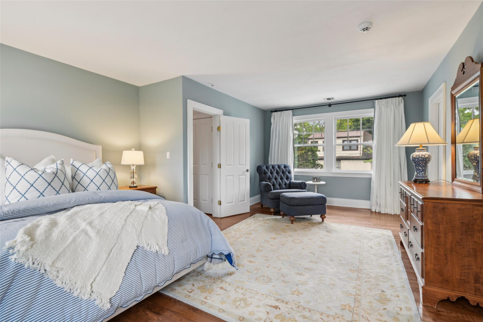 58 Poplar Street, Garden City, New York image 15