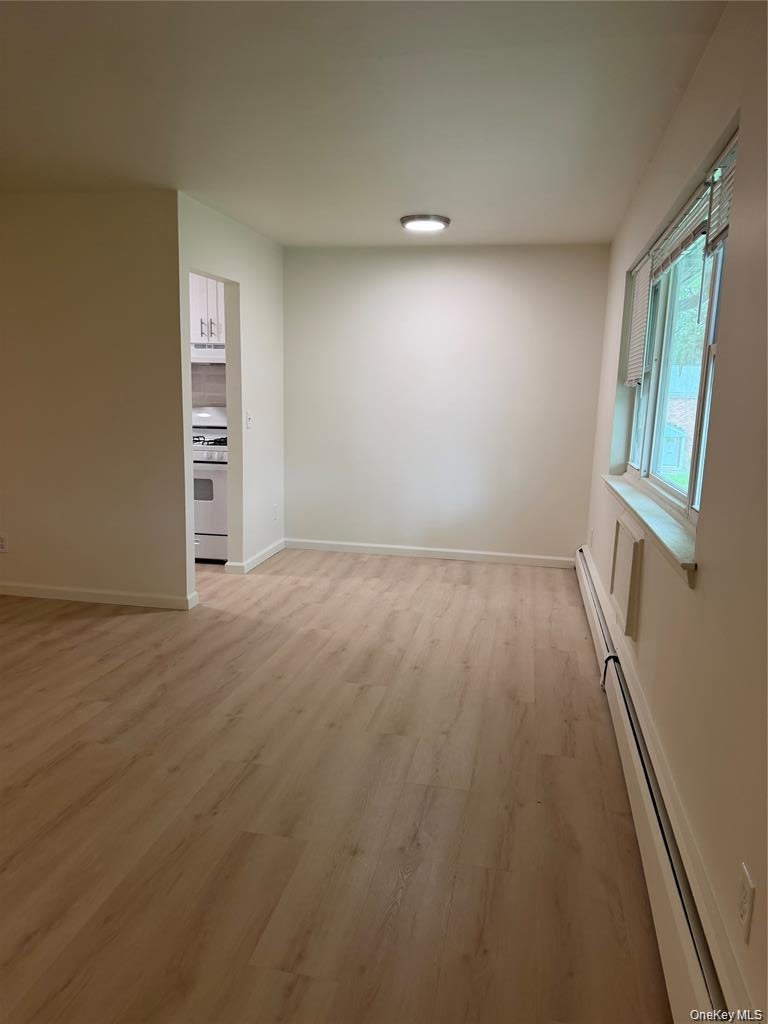 4 Colonial Drive 8 - Photo 4